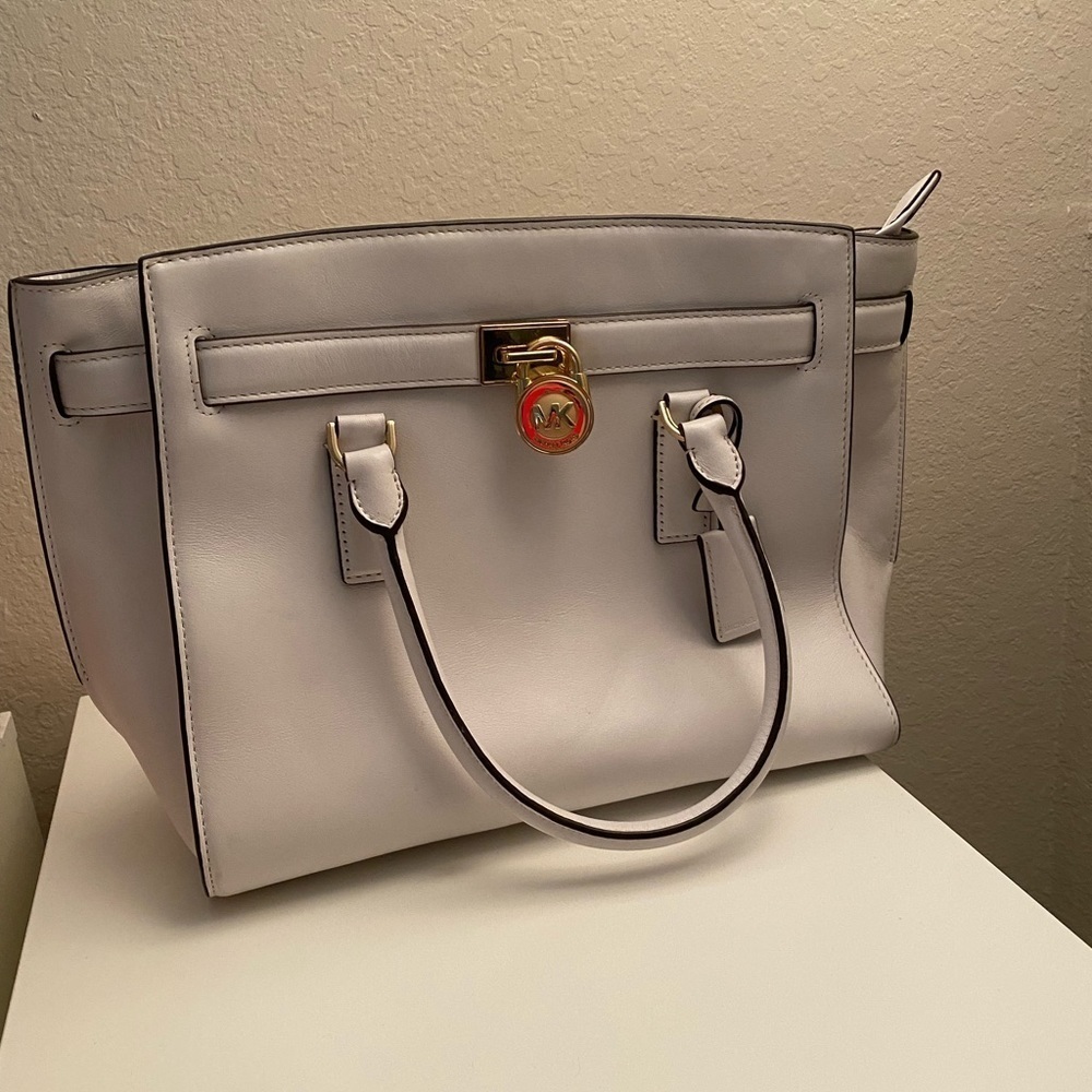 Michael kors white Hamilton traveler